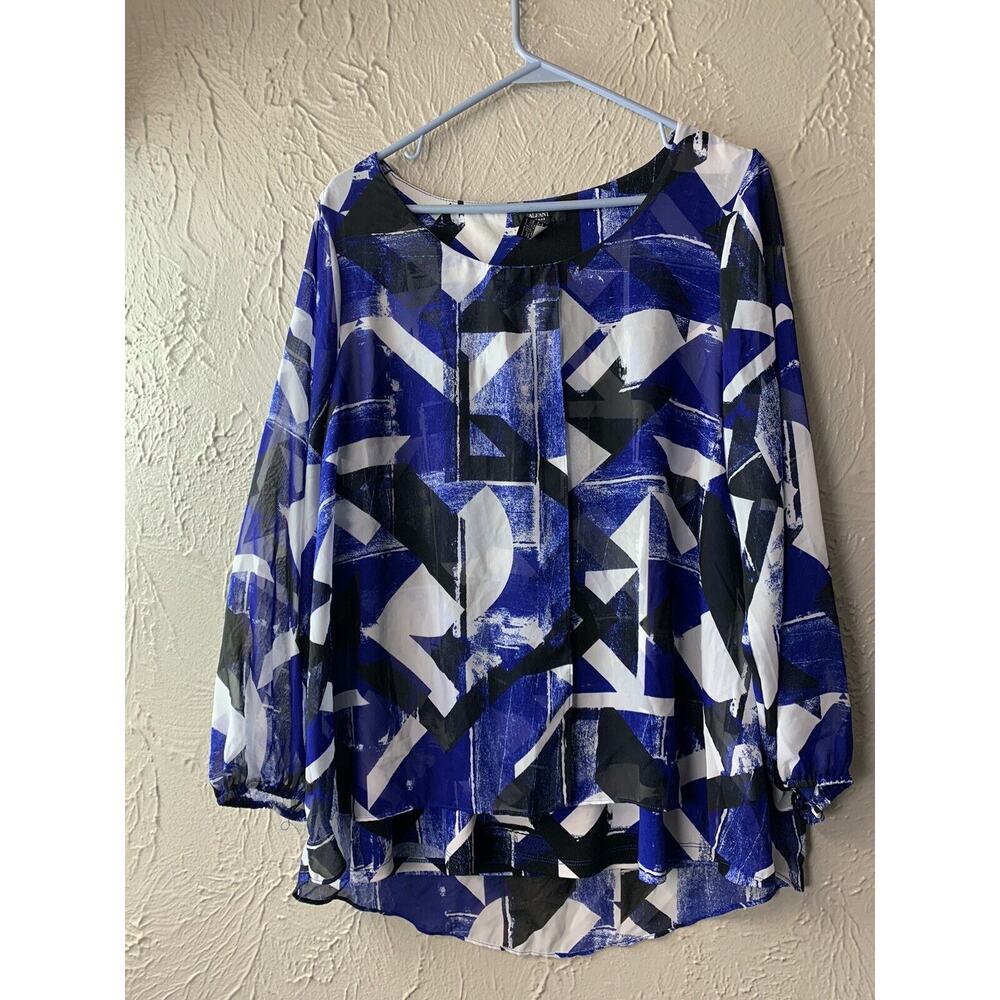 Alfani Woman's Blue Black White Geometric Blouse Top Shirt Sheer Size 0X‎